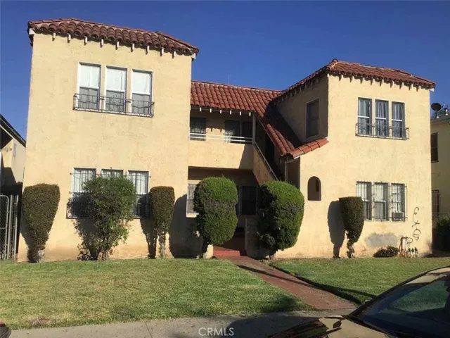 8018 S New Hampshire Avenue, Los Angeles, California 90044