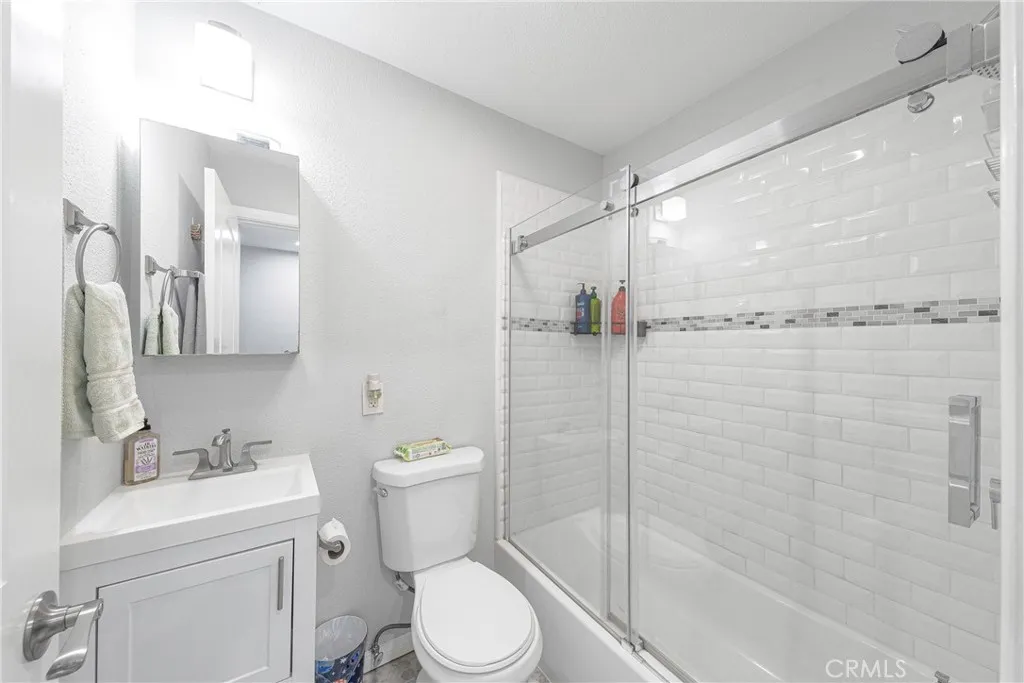 3417 Arlington Ave, Los Angeles, California 90018 home-pic-8