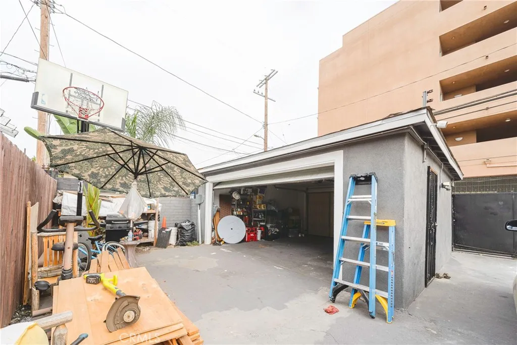 3417 Arlington Ave, Los Angeles, California 90018 home-pic-16