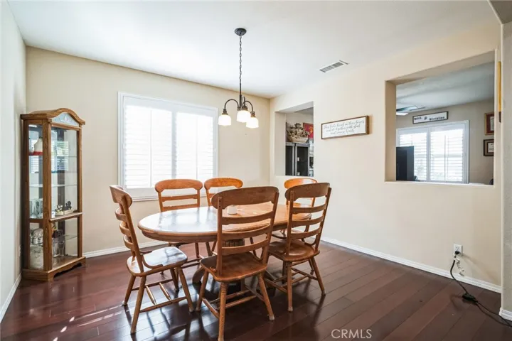 39302 Seraphina Road, Temecula, California 92591