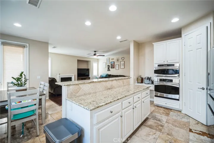 39302 Seraphina Road, Temecula, California 92591