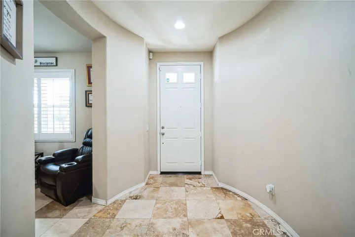 39302 Seraphina Road, Temecula, California 92591