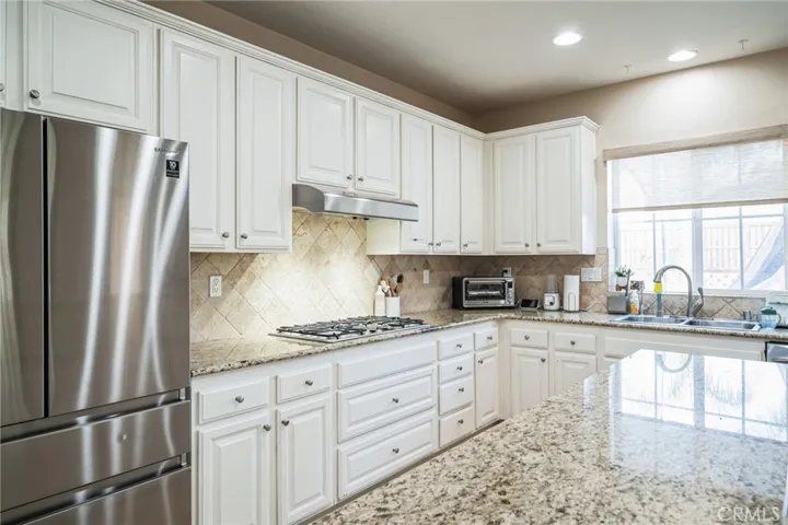 39302 Seraphina Road, Temecula, California 92591