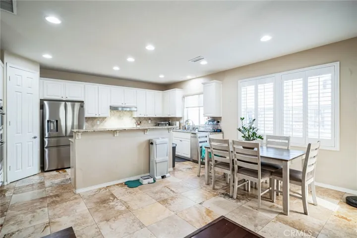 39302 Seraphina Road, Temecula, California 92591