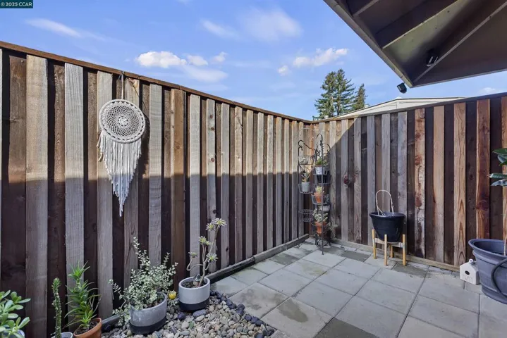 2029 Olivera Rd E, Concord, California 94520