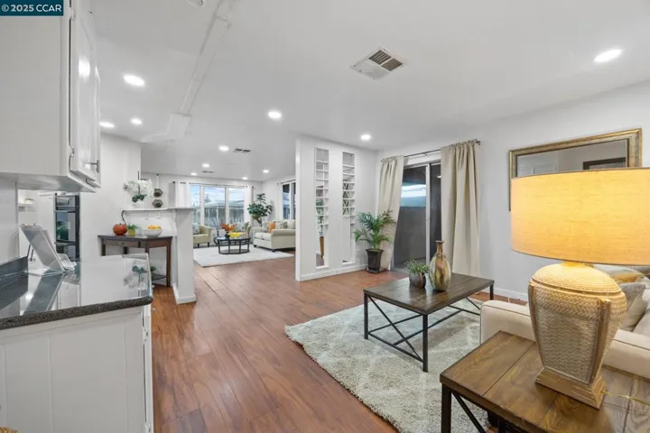 121 Paulette, Antioch, California 94509-4415