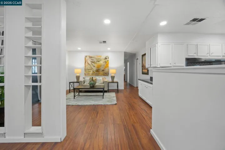 121 Paulette, Antioch, California 94509-4415