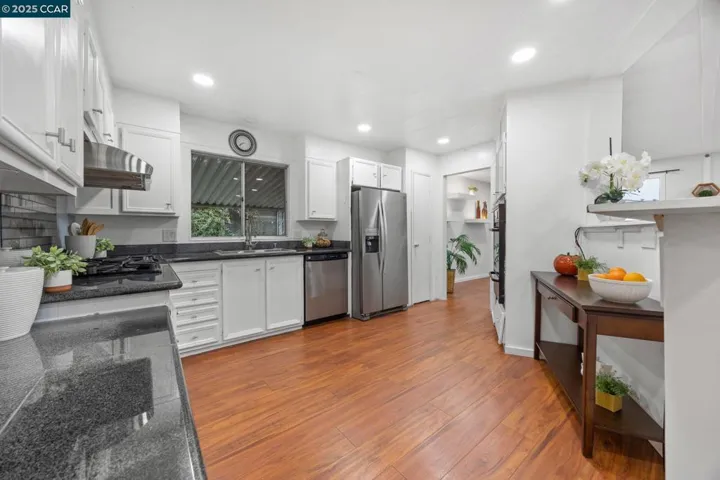 121 Paulette, Antioch, California 94509-4415