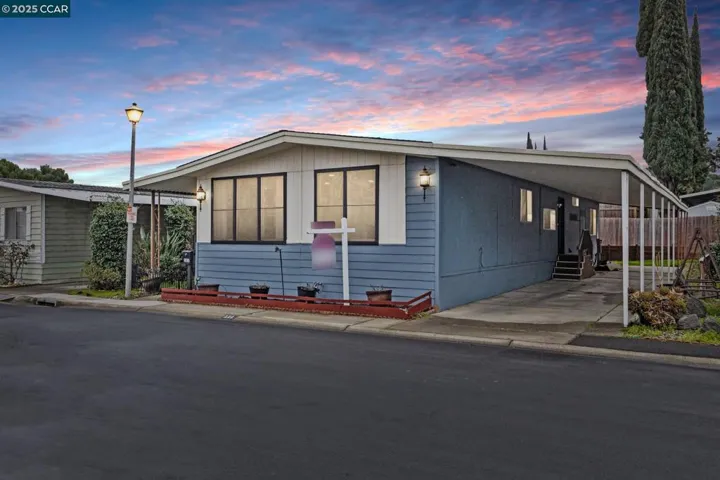 121 Paulette, Antioch, California 94509-4415