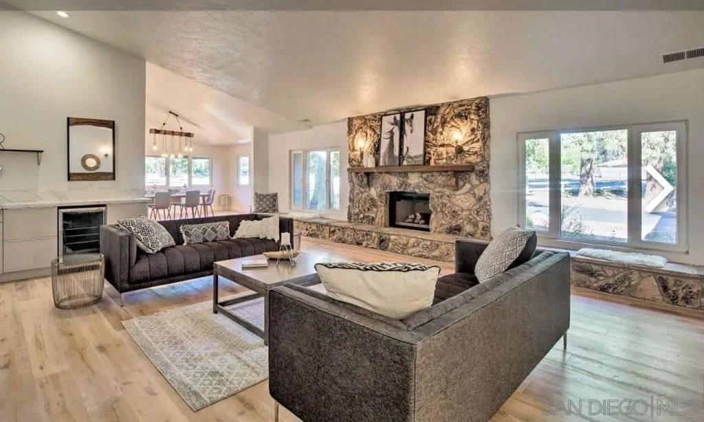 28114 Queensbridge Rd, Valley Center, California 92082 home-pic-30