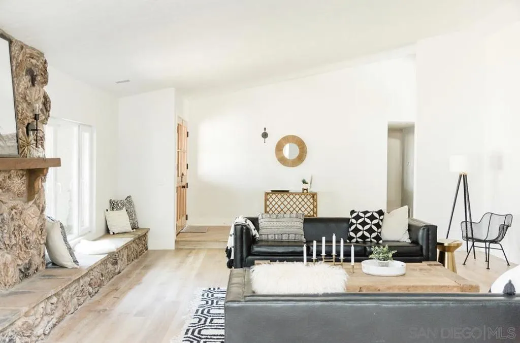 28114 Queensbridge Rd, Valley Center, California 92082 home-pic-13