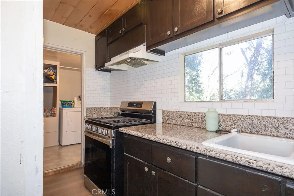 23354 Crest Forest Drive, Crestline, California 92325 home-pic-6
