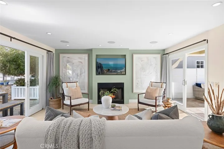 1569 E Ocean Boulevard, Newport Beach, California 92661