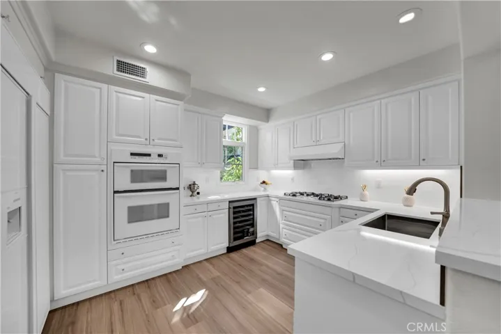 2672 Bungalow Place, Corona Del Mar, California 92625