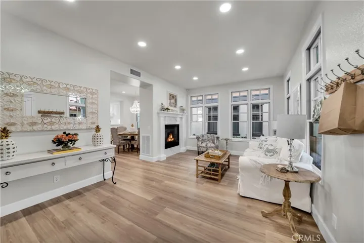 2672 Bungalow Place, Corona Del Mar, California 92625