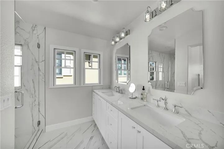 2672 Bungalow Place, Corona Del Mar, California 92625