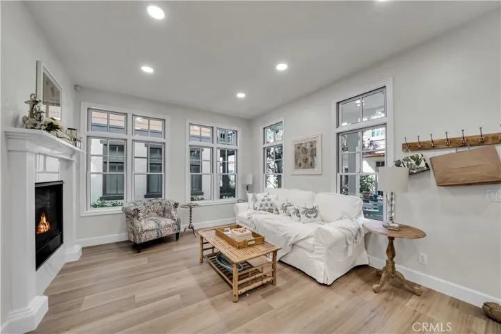 2672 Bungalow Place, Corona Del Mar, California 92625