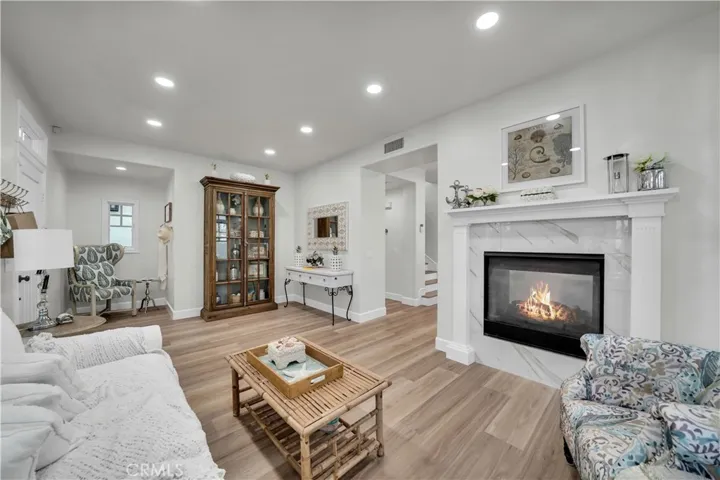 2672 Bungalow Place, Corona Del Mar, California 92625
