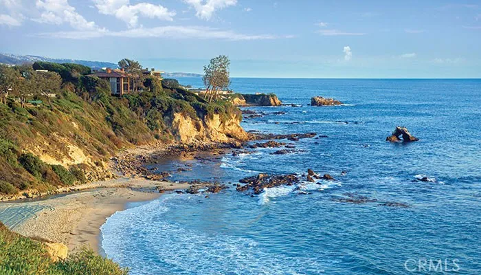 2672 Bungalow Place, Corona Del Mar, California 92625