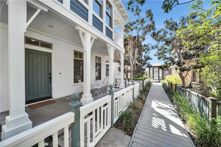 2672 Bungalow Place, Corona Del Mar, California 92625
