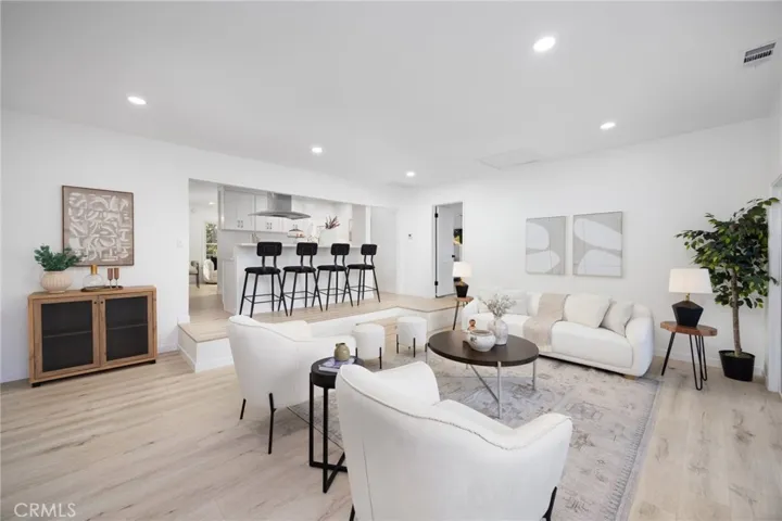 2320 Saint Joseph Avenue, Long Beach, California 90815