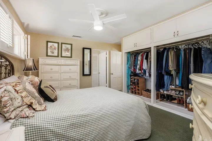445 Idaho Avenue, Escondido, California 92025