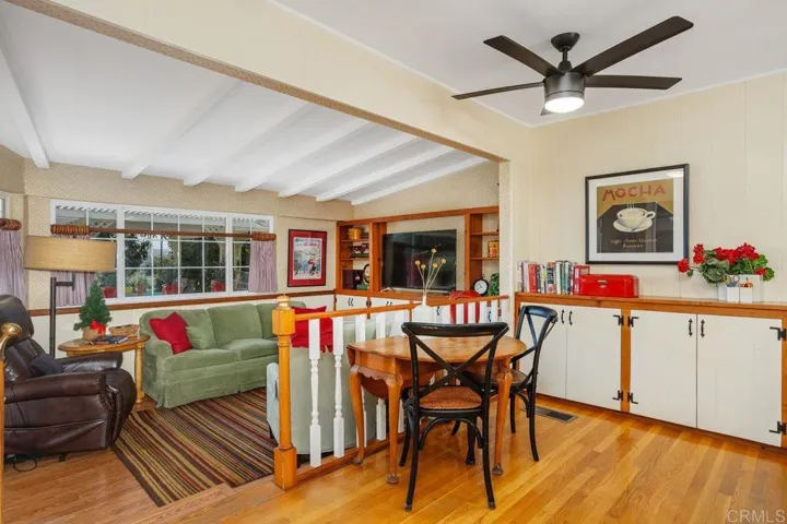 445 Idaho Avenue, Escondido, California 92025