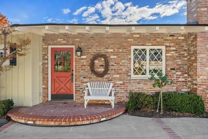 445 Idaho Avenue, Escondido, California 92025