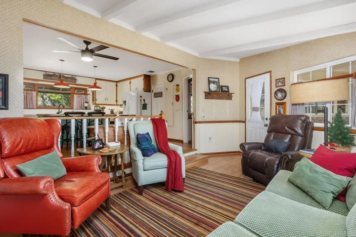 445 Idaho Avenue, Escondido, California 92025
