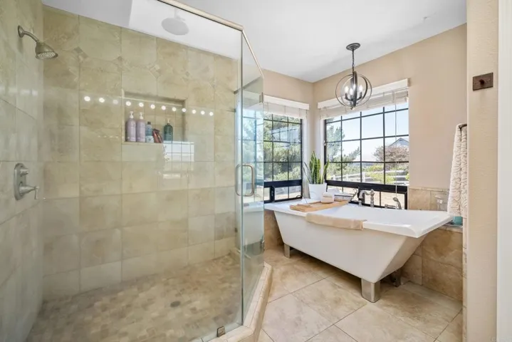 Master Bath/Spa