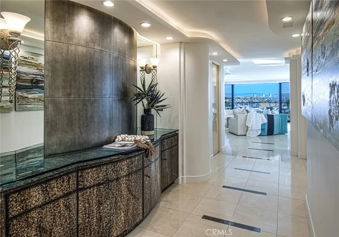 601 Lido Park Drive 9d, Newport Beach, California 92663