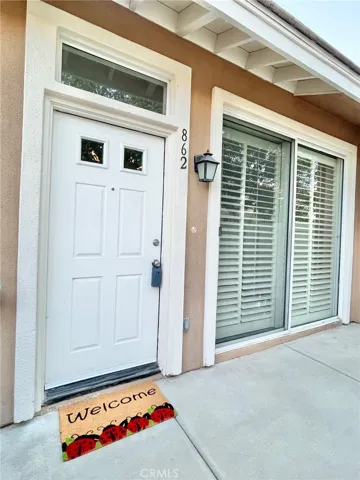 Easy to maintain courtyard.