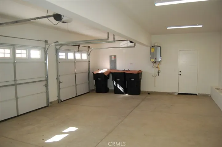2937 2935 Date Street 1, Riverside, California 92507