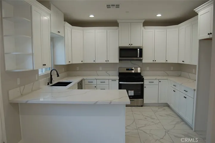 2937 2935 Date Street 1, Riverside, California 92507