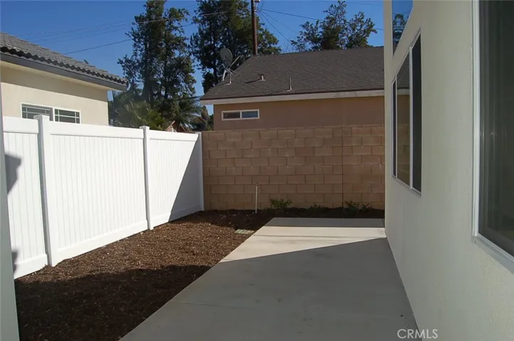 2937 2935 Date Street 1, Riverside, California 92507