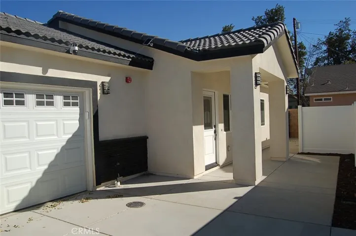2937 2935 Date Street 1, Riverside, California 92507