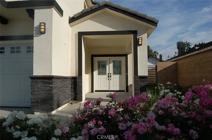 2937 2935 Date Street 1, Riverside, California 92507