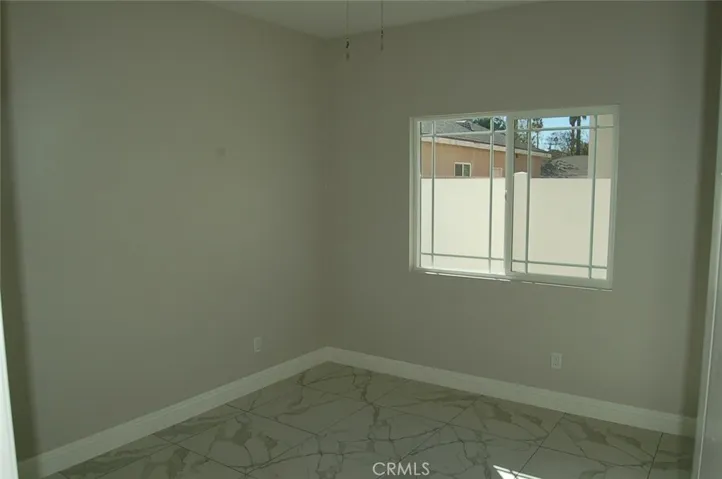 2937 2935 Date Street 1, Riverside, California 92507