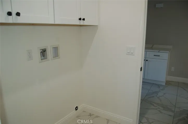 2937 2935 Date Street 1, Riverside, California 92507