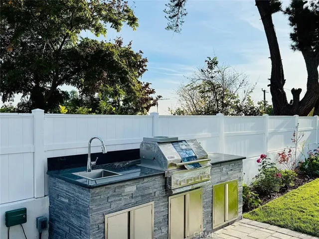 27912 Alaflora Drive, Rancho Palos Verdes, California 90275