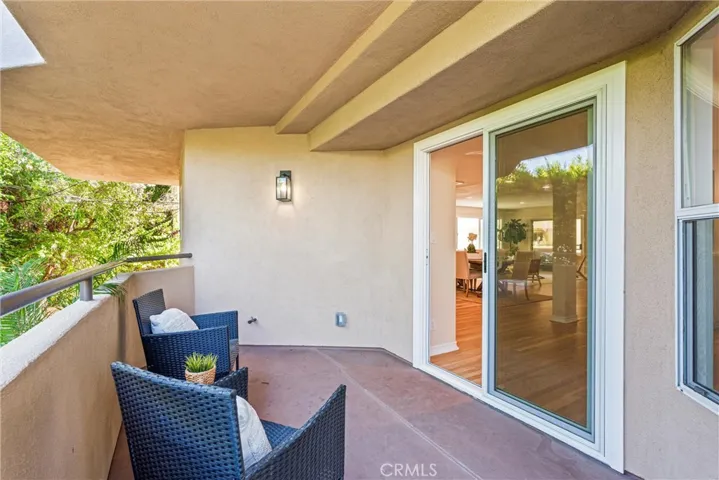 1323 17th Street, Manhattan Beach, California 90266