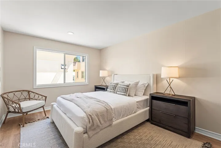 1323 17th Street, Manhattan Beach, California 90266
