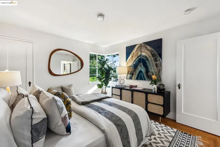 5847 Nottingham Drive, Oakland, California 94611