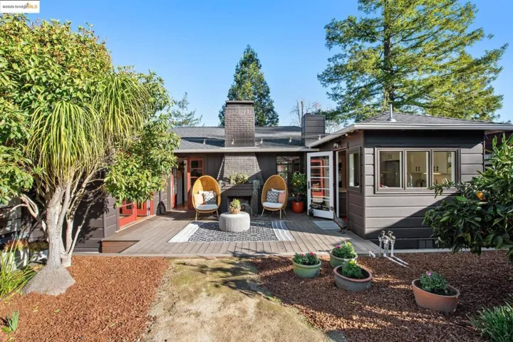 5847 Nottingham Drive, Oakland, California 94611