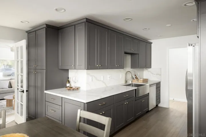 3285 Ashford St, San Diego, California 92111