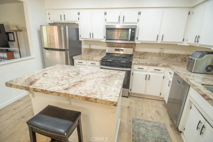 2786 Black Horse Lane, Paso Robles, California 93446