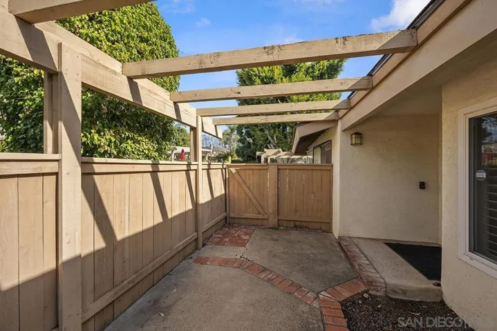 9981 Aviary Dr, San Diego, California 92131