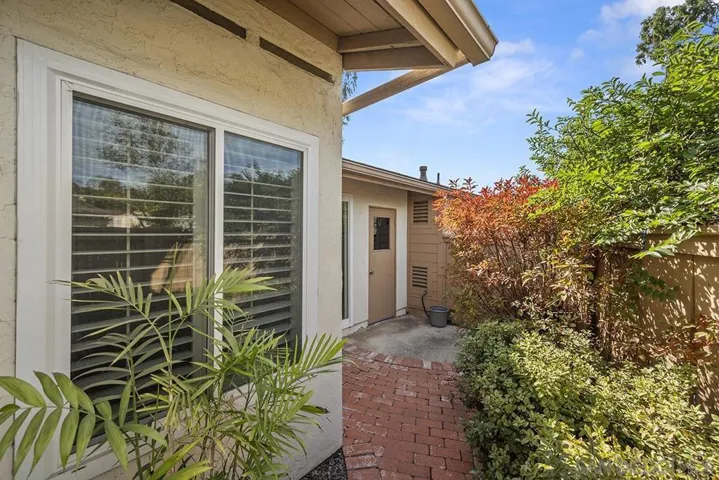 9981 Aviary Dr, San Diego, California 92131