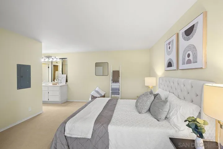 9981 Aviary Dr, San Diego, California 92131
