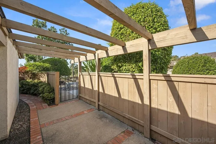 9981 Aviary Dr, San Diego, California 92131